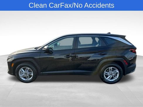 Used 2026 Hyundai Tucson SE FWD image 2