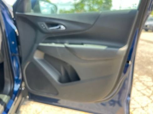 Used 2022 Chevrolet Equinox LT AWD/4WD image 18