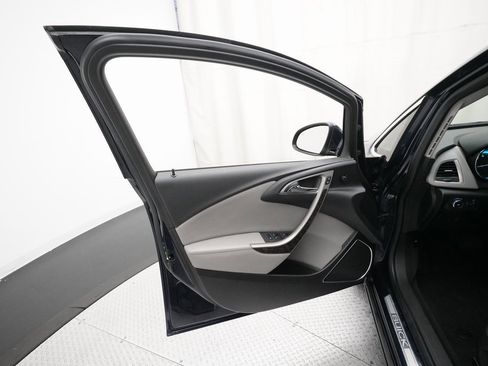 Used 2016 Buick Verano Convenience image 27