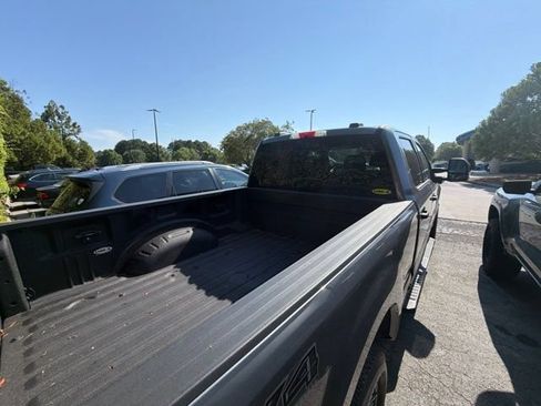 Used 2022 Ford F250 XLT w/ Black Appearance Package AWD/4WD image 8