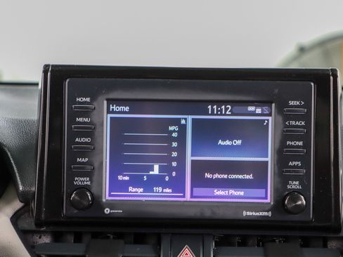 Used 2021 Toyota RAV4 XLE FWD image 19