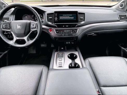 Used 2025 Honda Ridgeline RTL image 15