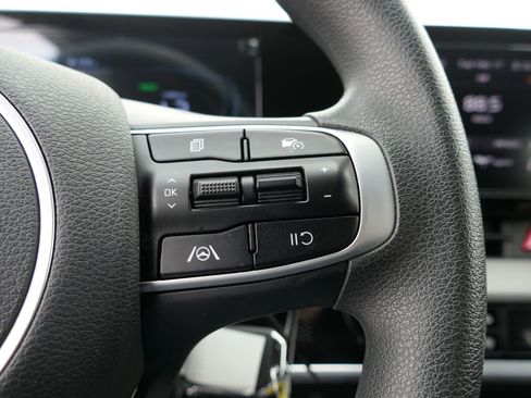 Certified 2025 Kia Sportage LX image 15