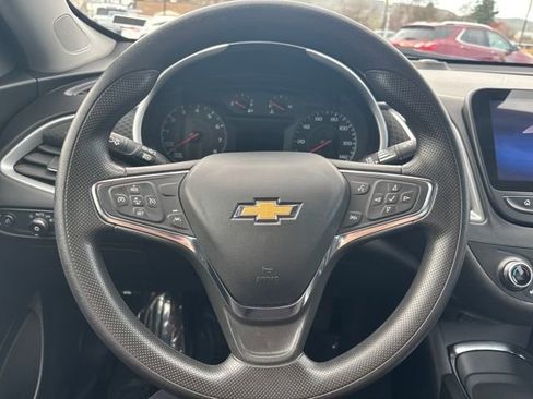 Used 2024 Chevrolet Malibu LT image 17