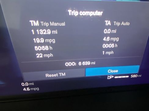 Certified 2025 Volvo XC90 B6 Plus image 17