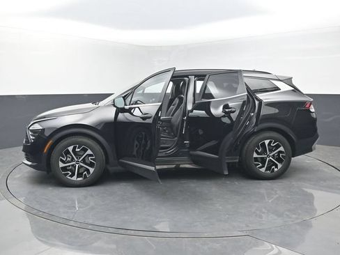Used 2025 Kia Sportage EX w/ Premium Package FWD image 48