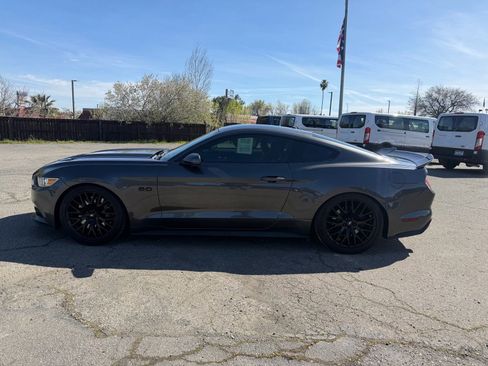 Used 2017 Ford Mustang GT Premium w/ GT Performance Package image 2
