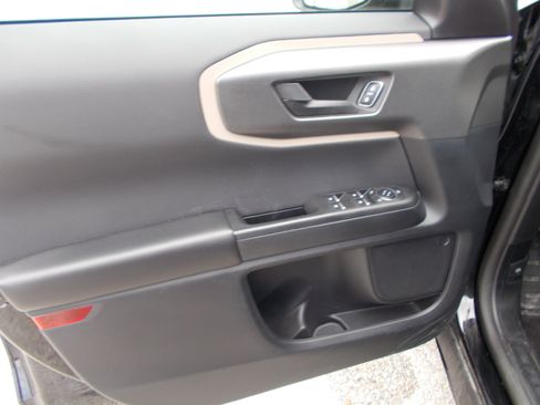 Used 2025 Ford Bronco Sport Big Bend AWD/4WD image 17