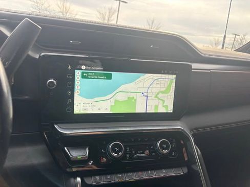 Used 2025 GMC Sierra 3500 Denali Ultimate image 12