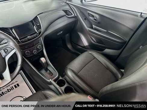 Used 2022 Chevrolet Trax LT w/ Sport Edition AWD/4WD image 21