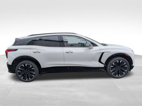 Used 2024 Chevrolet Blazer EV RS AWD/4WD image 8