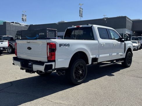 New 2026 Ford F250 XLT w/ XLT Premium Package AWD/4WD image 6