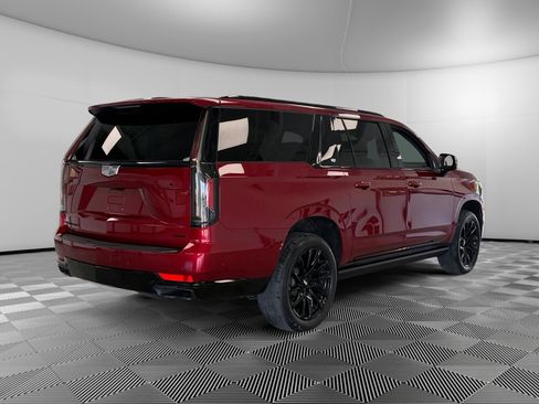 Used 2023 Cadillac Escalade ESV Sport w/ LPO, ONYX Package AWD/4WD image 8