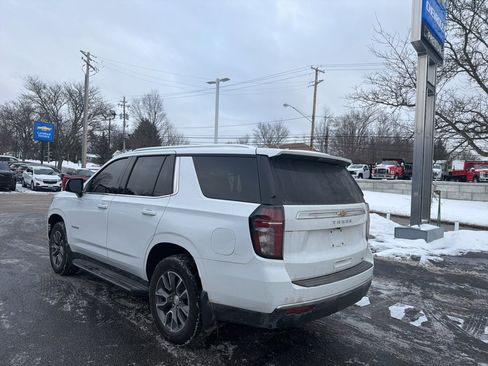 Used 2023 Chevrolet Tahoe LT w/ Luxury Package image 4