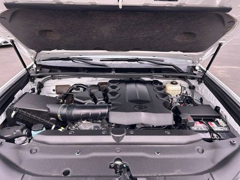 Used 2019 Toyota 4Runner SR5 Premium image 29