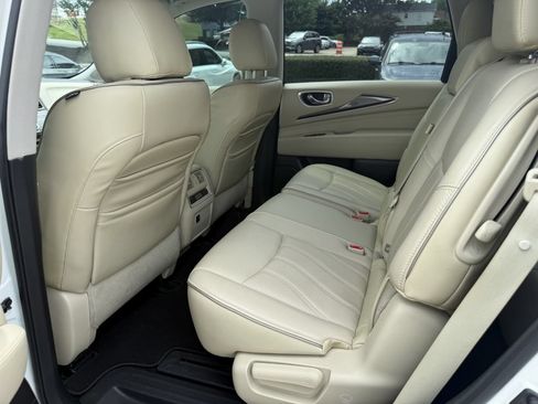 Used 2017 INFINITI QX60 Luxe w/ Premium Plus Package AWD/4WD image 19
