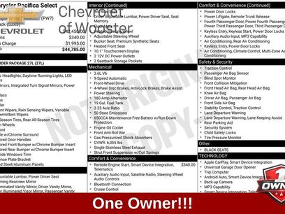 Used 2025 Chrysler Pacifica Select