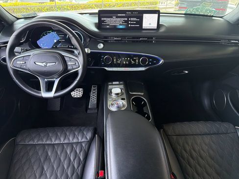 Used 2023 Genesis GV70 3.5T Sport w/ Sport Prestige Package AWD/4WD image 14