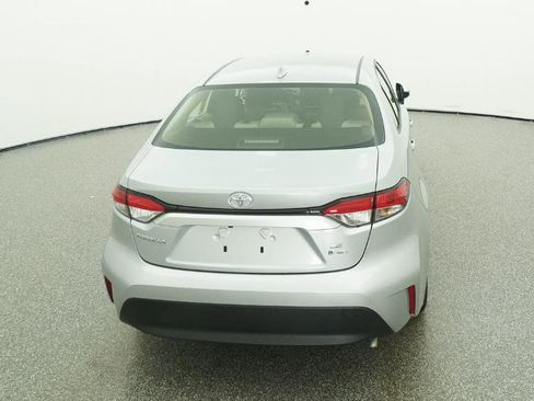 New 2026 Toyota Corolla LE image 18
