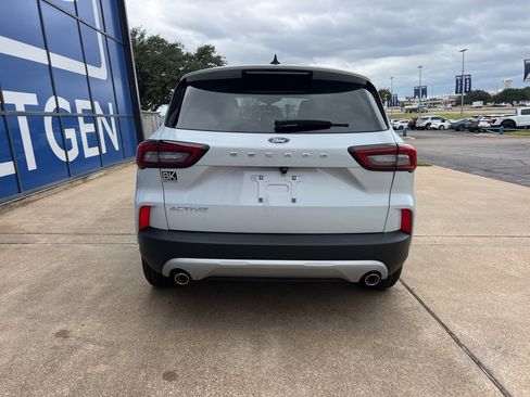 New 2026 Ford Escape Active image 5