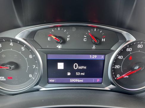 Used 2023 GMC Terrain SLT w/ Infotainment Package II AWD/4WD image 16