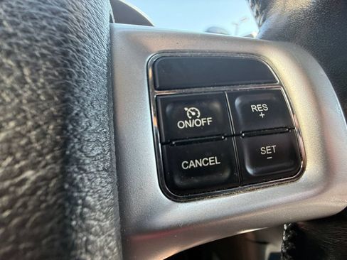 Used 2020 Dodge Grand Caravan GT FWD image 17