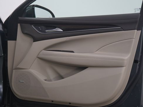 Used 2017 Buick LaCrosse Essence w/ Sun and Shade Package FWD image 9