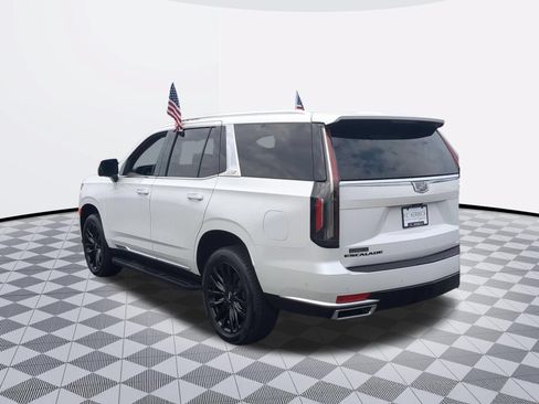 Used 2023 Cadillac Escalade Premium Luxury AWD/4WD image 5
