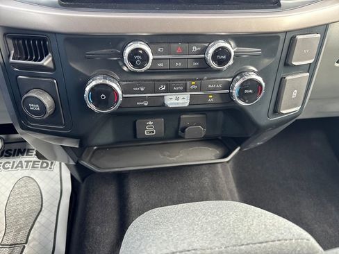 Used 2025 Ford F150 XLT w/ Equipment Group 301A Standard image 19