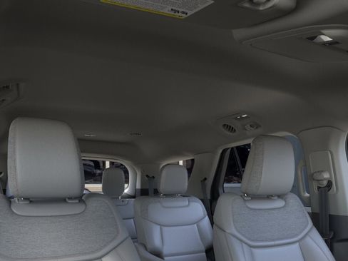 New 2026 Ford Explorer Active AWD/4WD image 45