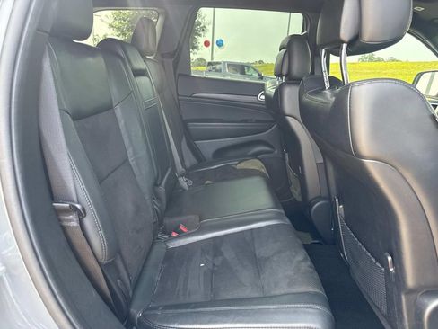 Used 2022 Jeep Grand Cherokee Laredo X RWD image 13