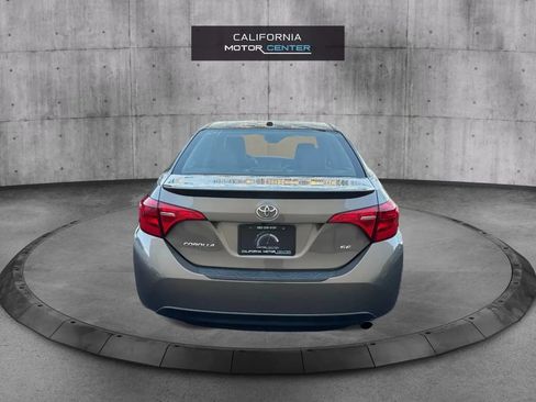 Used 2017 Toyota Corolla SE w/ SE Premium Package FWD image 6