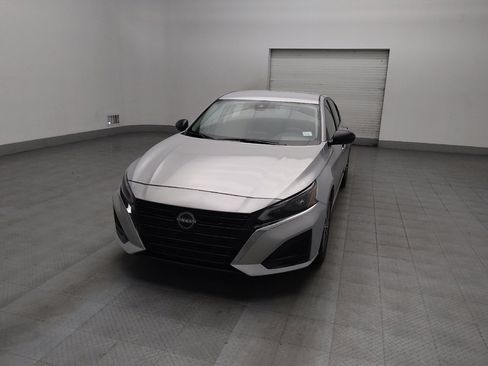 Used 2024 Nissan Altima 2.5 SV image 15