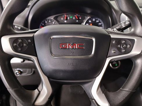 Used 2023 GMC Terrain SLE w/ Elevation Edition image 3