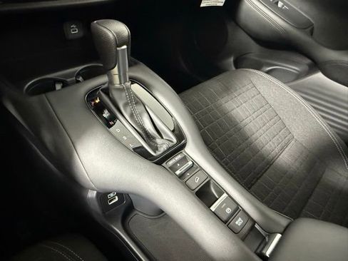 Used 2023 Honda HR-V LX image 23