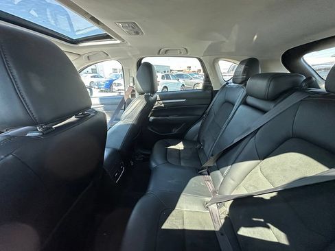 Used 2018 MAZDA CX-5 Touring w/ Preferred Equipment Package FWD image 9