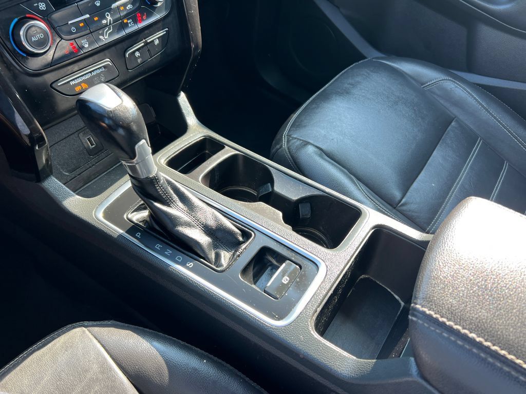 Used 2017 Ford Escape Titanium FWD image 41
