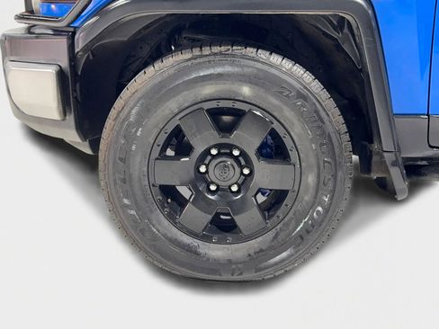 Used 2007 Toyota FJ Cruiser 4WD image 19