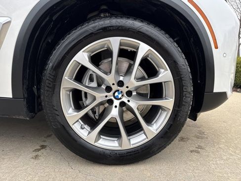 Certified 2024 BMW X5 xDrive40i w/ Premium Package image 30