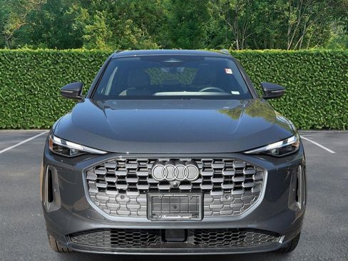 Used 2025 Audi Q5 Premium w/ Convenience Package AWD/4WD image 9