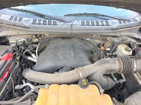 Used 2016 Ford F150 XLT w/ Equipment Group 302A Luxury image 12