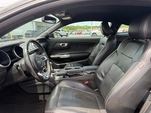 Used 2019 Ford Mustang GT Premium w/ GT Performance Package RWD image 13