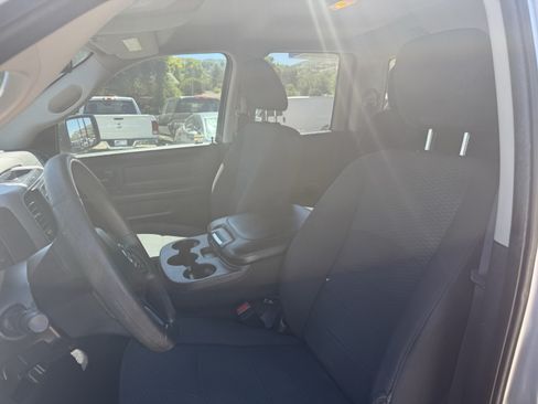 Used 2019 RAM 1500 Tradesman w/ Chrome Plus Package RWD image 12