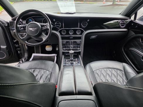 Used 2017 Bentley Mulsanne RWD image 93