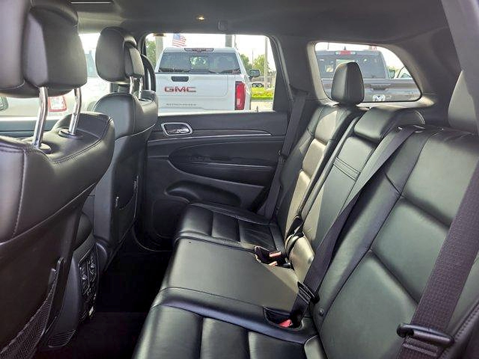 Used 2020 Jeep Grand Cherokee Limited RWD image 13