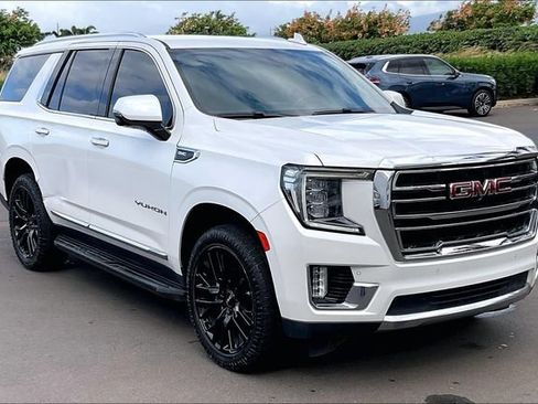 Used 2021 GMC Yukon SLT w/ SLT Luxury Package AWD/4WD image 2