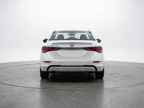 Used 2025 Nissan Sentra S image 7