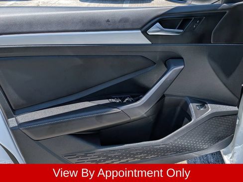 Used 2025 Volkswagen Jetta Sport FWD image 11