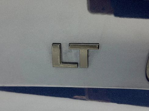 Used 2019 Chevrolet Tahoe LT AWD/4WD image 12