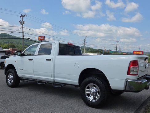 Used 2022 RAM 2500 Tradesman AWD/4WD image 8